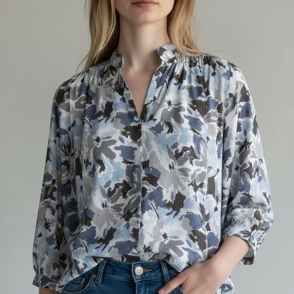 A SHIRT THING Penelope Top Blue Floral Print Size Small Relaxed 3/4 Sleeve Tunic - Picture 1 of 6